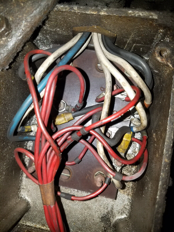Class 127 battery connection box